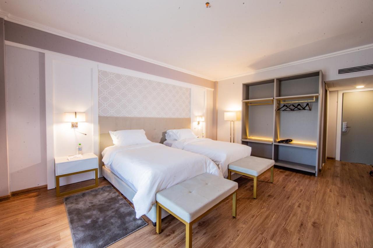 Bisinii Boutique Hotel سيوداد ديل إستي المظهر الخارجي الصورة